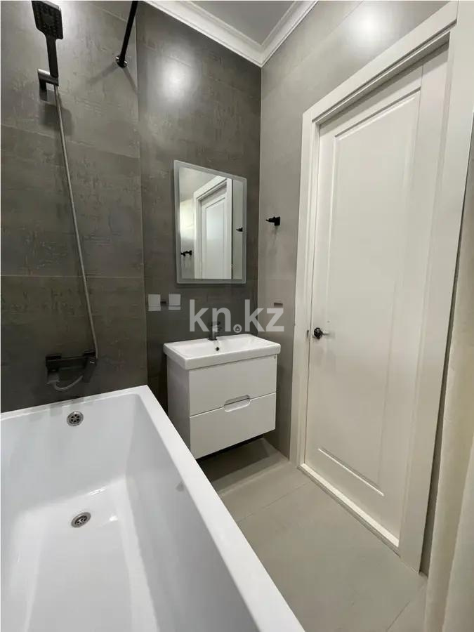 Продажа 3-комнатной квартиры, 65.3 м² в Алматы - фото 5