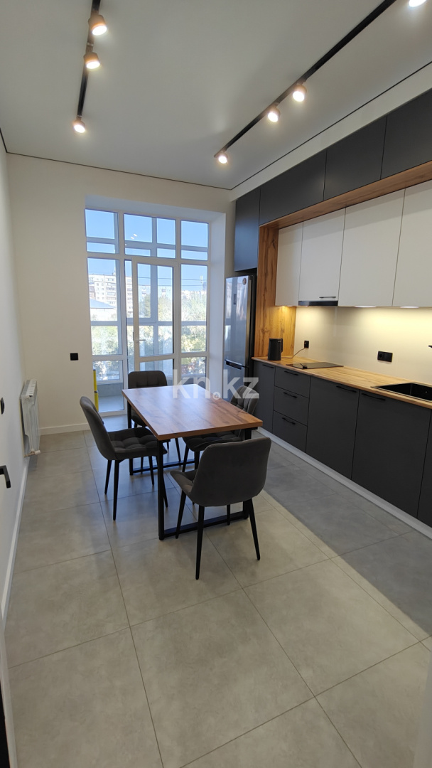 Продажа 1-комнатной квартиры, 40 м², пр. Шахтеров, дом  20/4 в Караганде - фото 13