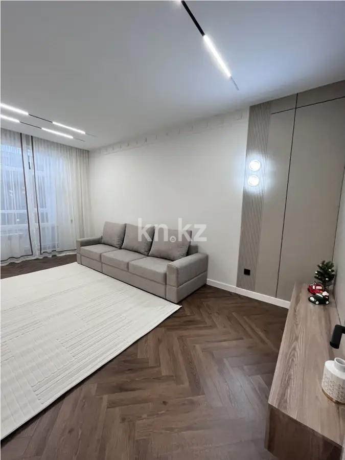 Продажа 2-комнатной квартиры, 59 м², ул. Мухамедханова в Астане