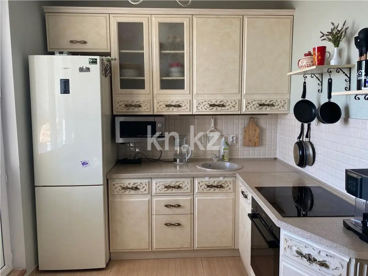 Продажа 2-комнатной квартиры, 58 м², ул. Байтерекова, дом  49а в Алматы - фото 2