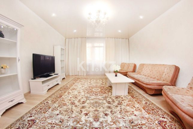 Аренда 3-комнатной квартиры посуточно, 130 м², ул. Розыбакиева, дом  289 в Алматы - фото 6