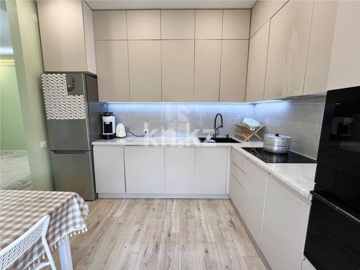 Продажа 3-комнатной квартиры, 85 м², 137 учетный квартал в Караганде - фото 7