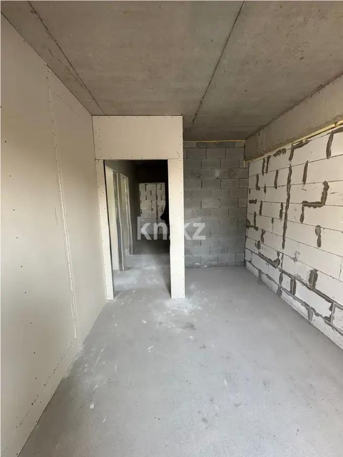 Продажа 3-комнатной квартиры, 68 м², ул. Ауэзова, дом  2/8 в Алматы - фото 3