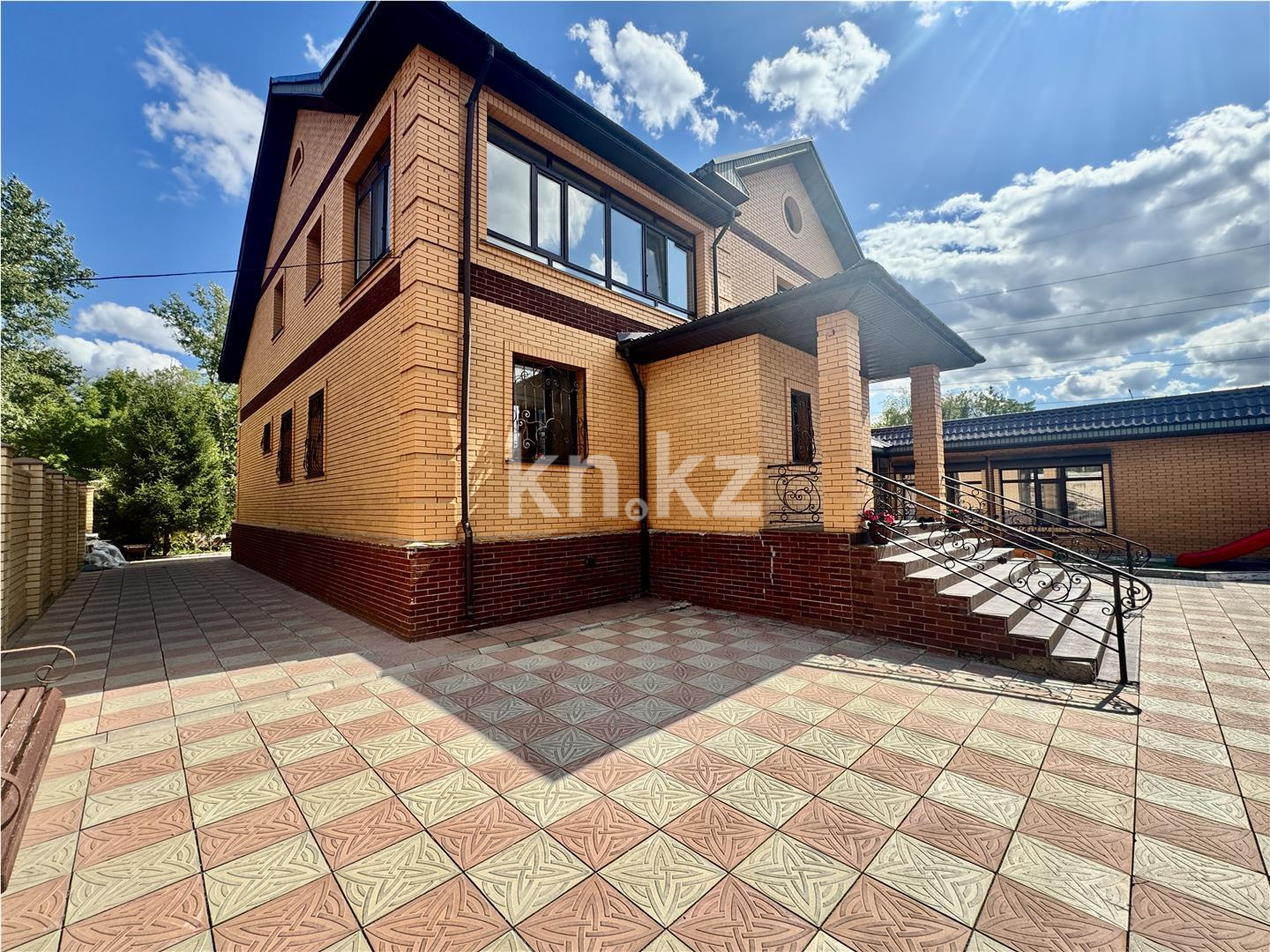 Продажа 6-комнатного дома, 417.7 м², ул. Ермекова в Караганде - фото 5