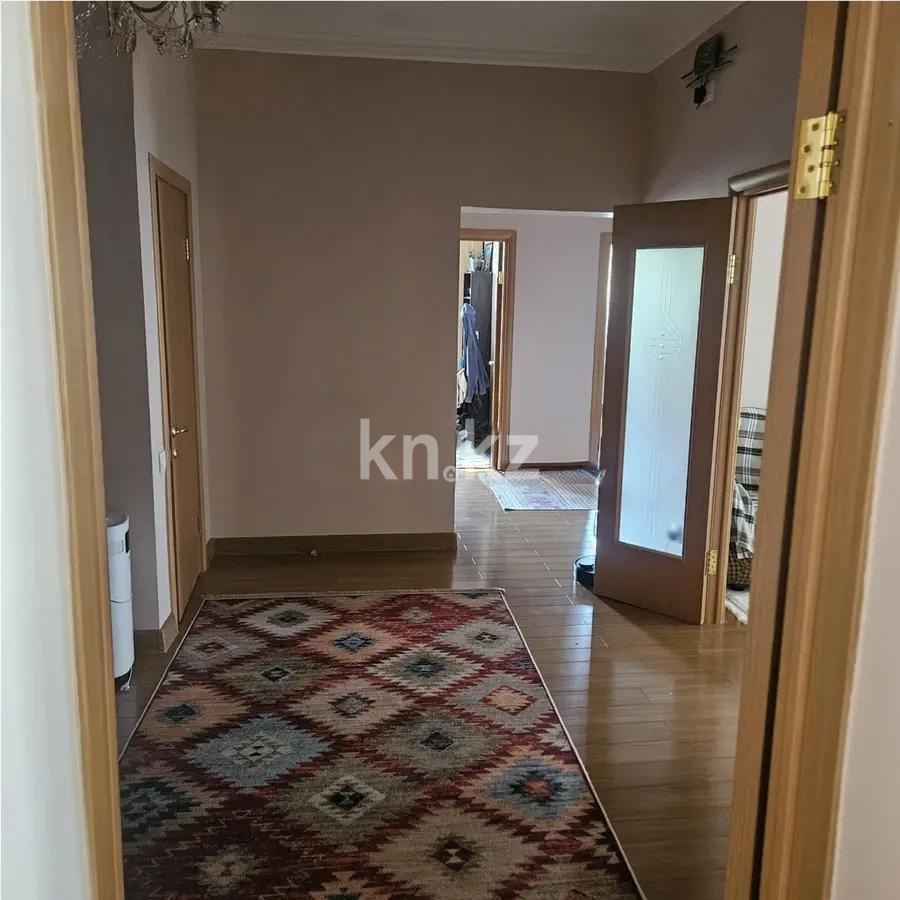 Продажа 4-комнатной квартиры, 124 м², ул. Лободы, дом  25/3 в Караганде - фото 8
