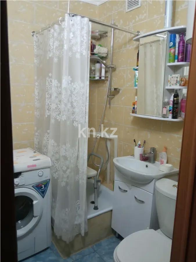 Продажа 1-комнатной квартиры, 31 м², мкр-н 12, дом  1 в Караганде - фото 3