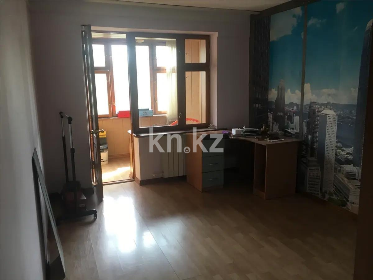 Продажа 3-комнатной квартиры, 70 м², ул. Муратбаева, дом  186 в Алматы - фото 4
