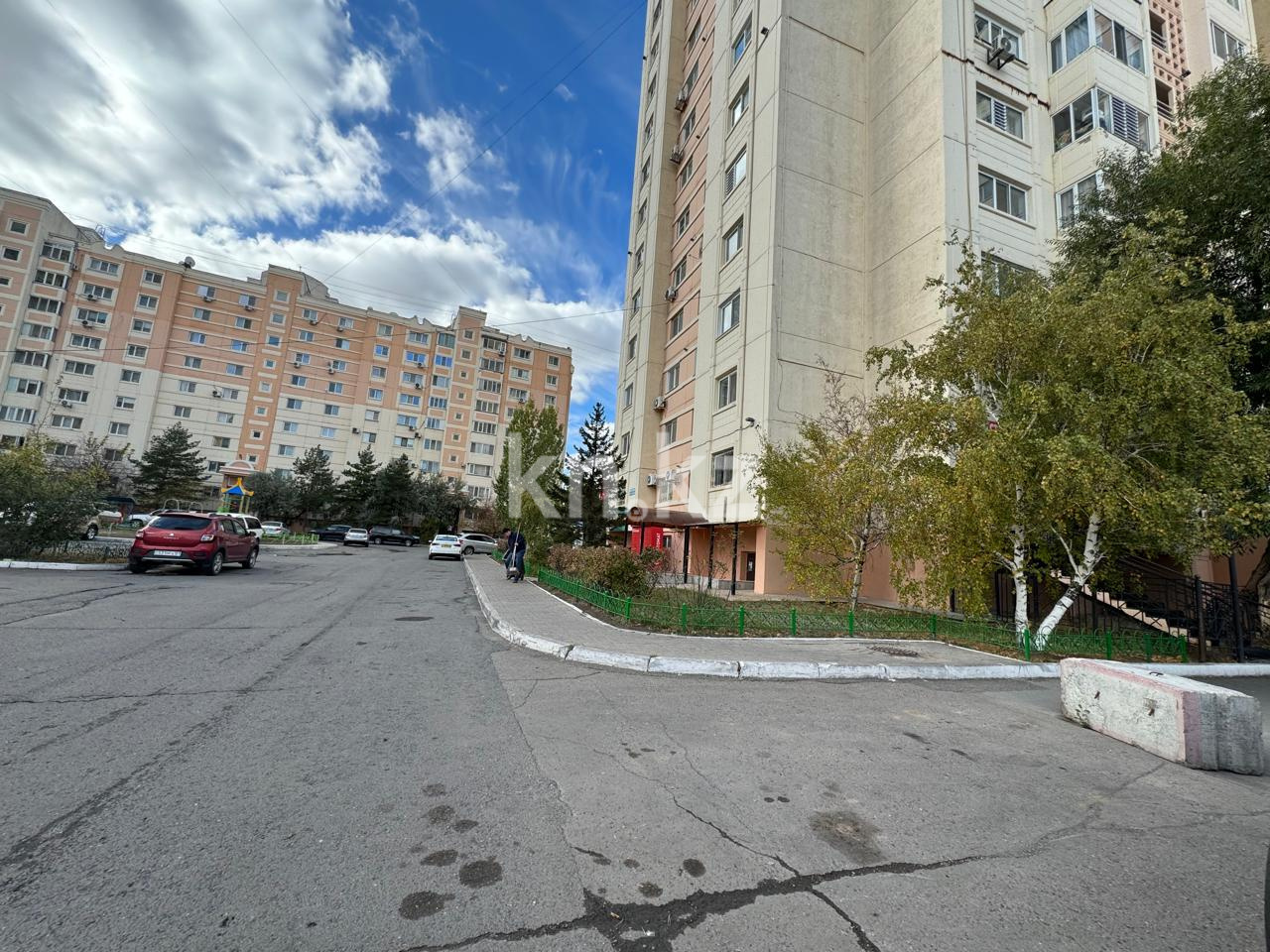 Аренда , мкр-н Самал, дом  4 в Астане