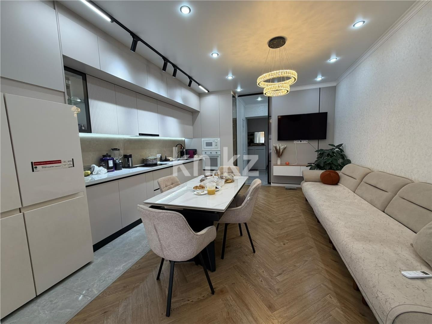 Продажа 4-комнатной квартиры, 100 м² в Караганде - фото 2
