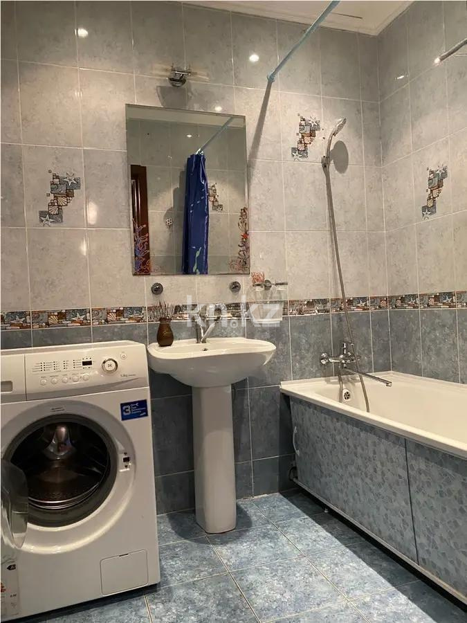 Продажа 2-комнатной квартиры, 72 м², ул. Торайгырова, дом  2 в Астане - фото 4