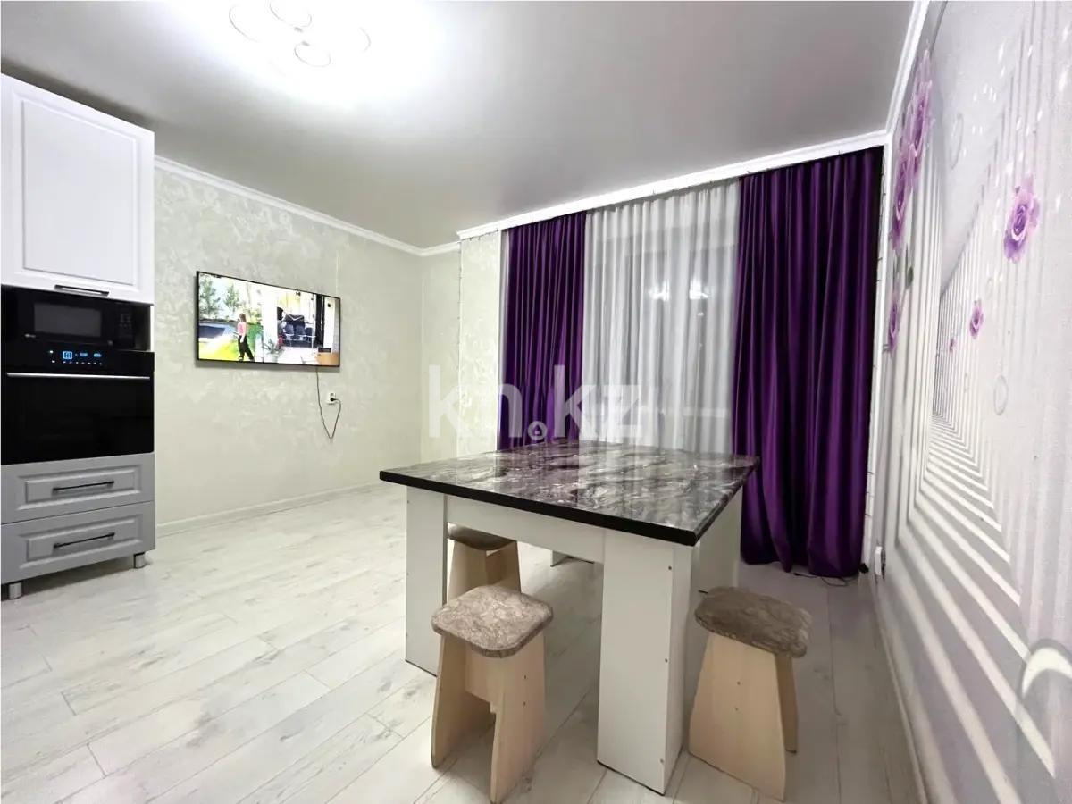 Продажа 2-комнатной квартиры, 62 м², ул. Момышулы, дом  24 в Караганде - фото 2