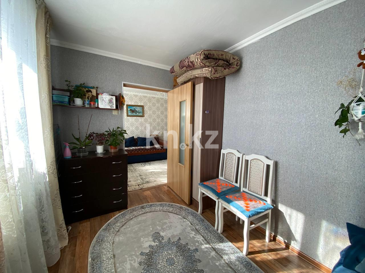 Продажа 4-комнатной квартиры, 60 м², мкр-н 21 в Караганде - фото 7