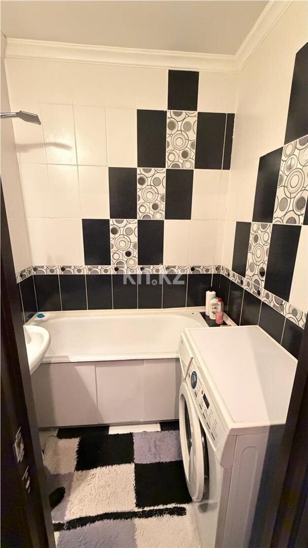 Продажа 4-комнатной квартиры, 80 м² в Караганде - фото 10