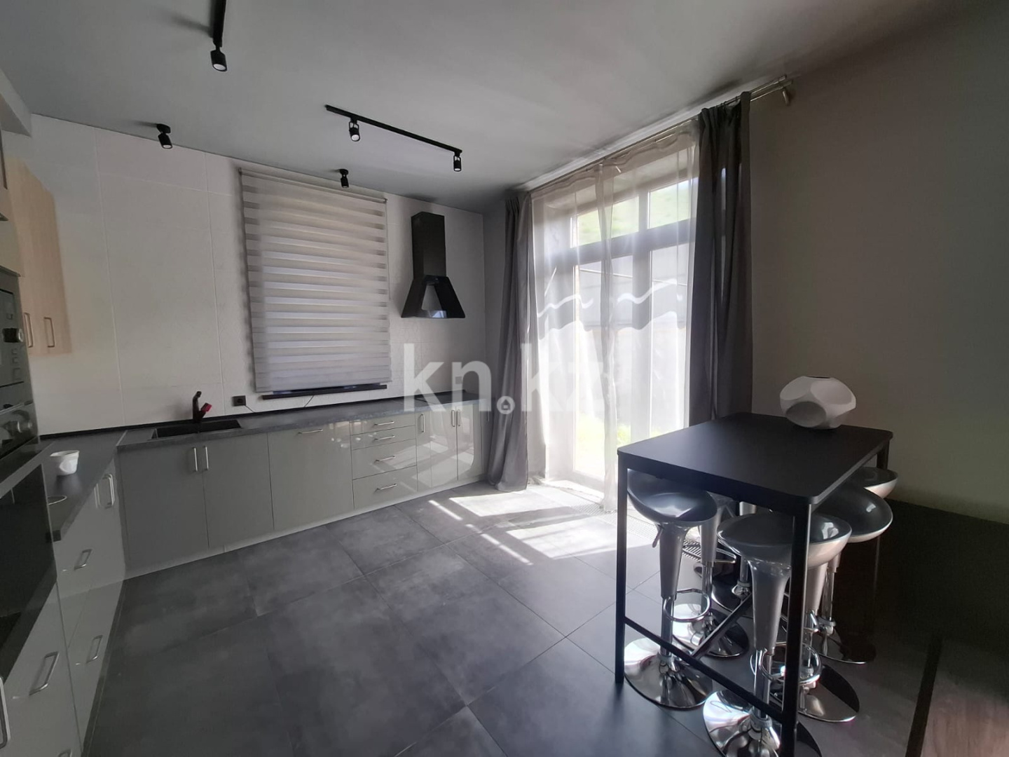 Продажа 5-комнатного дома, 212 м² в Алматы - фото 25