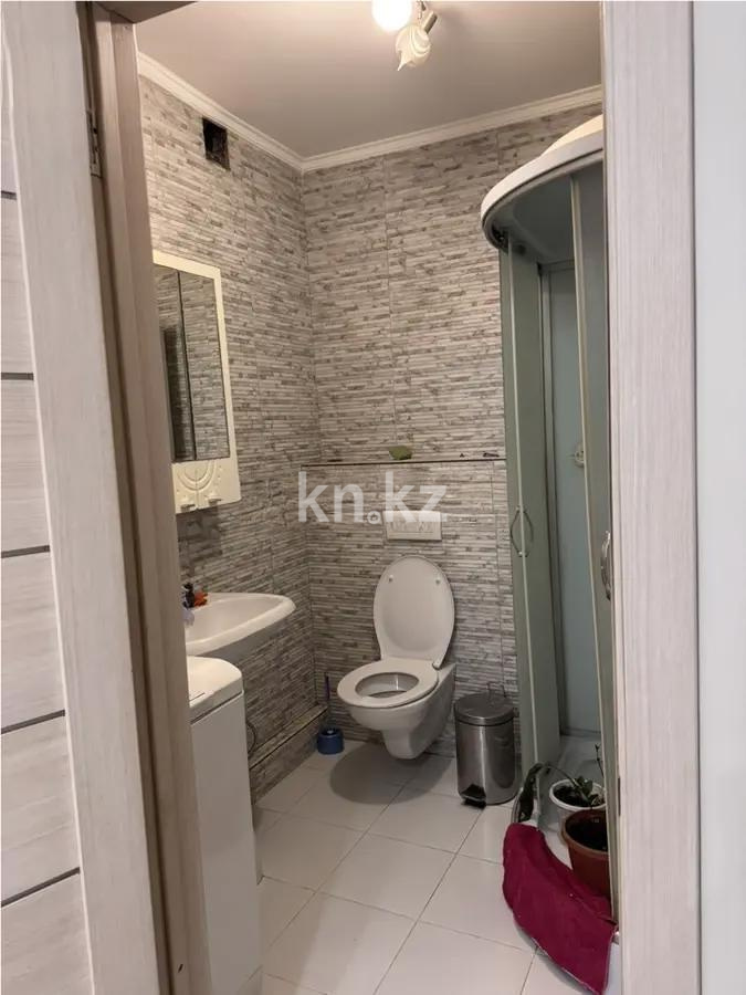 Продажа 2-комнатной квартиры, 62.8 м² в Алматы - фото 4