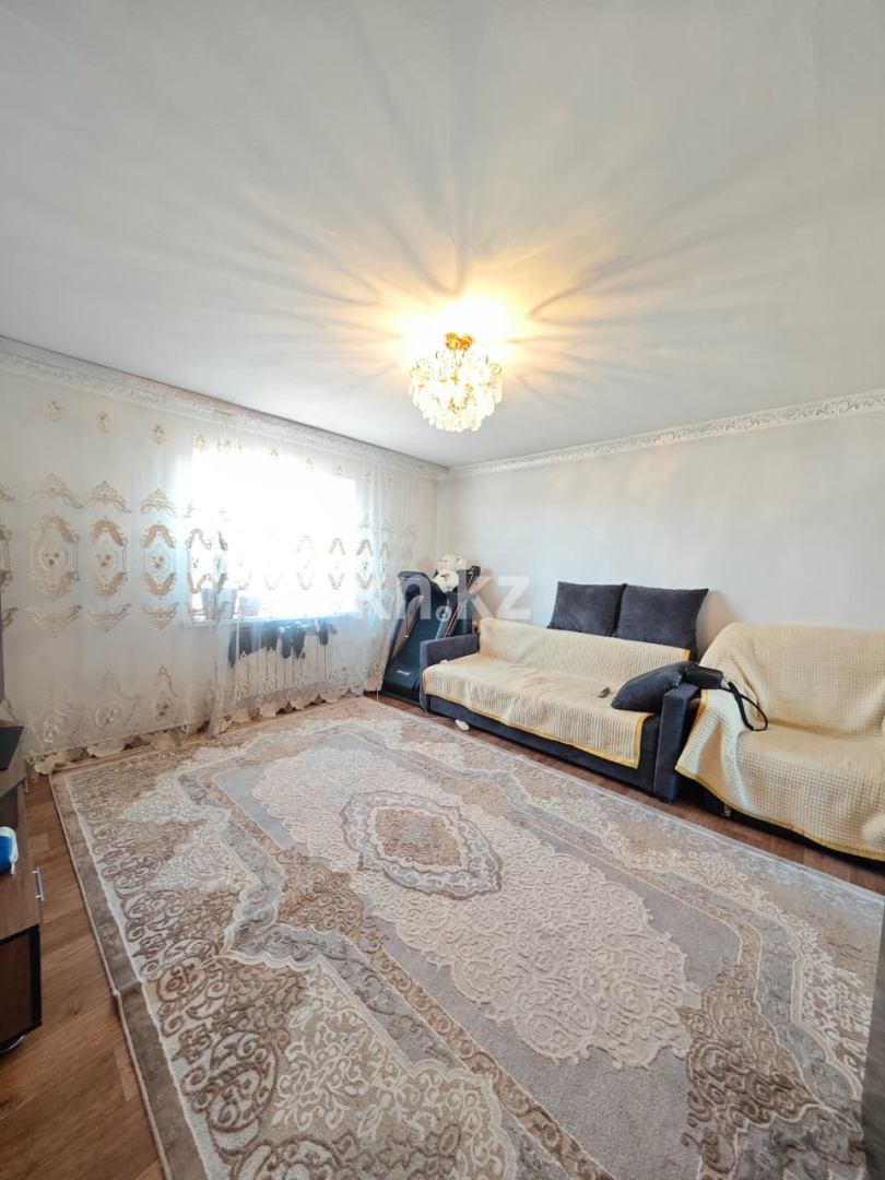 Продажа 3-комнатного дома, 105 м², ул. Молдавская в Караганде