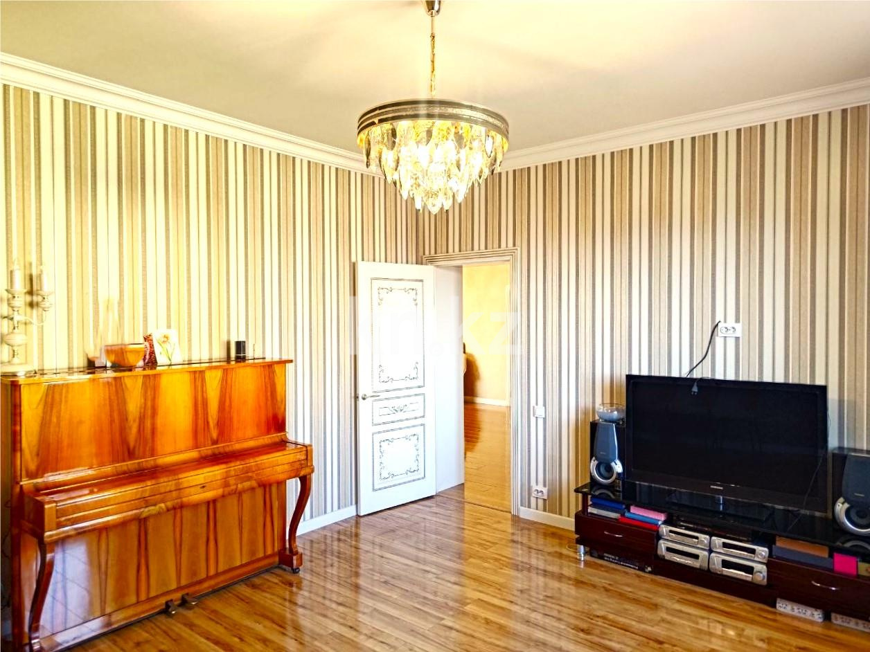 Продажа 6-комнатного дома, 300 м² в Караганде - фото 10