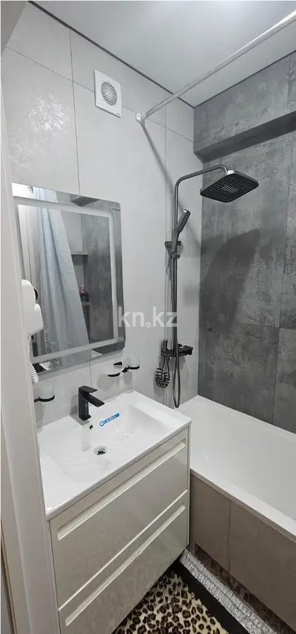 Продажа 2-комнатной квартиры, 55.5 м², ул. Северное Кольцо, дом  92/2 в Алматы - фото 3