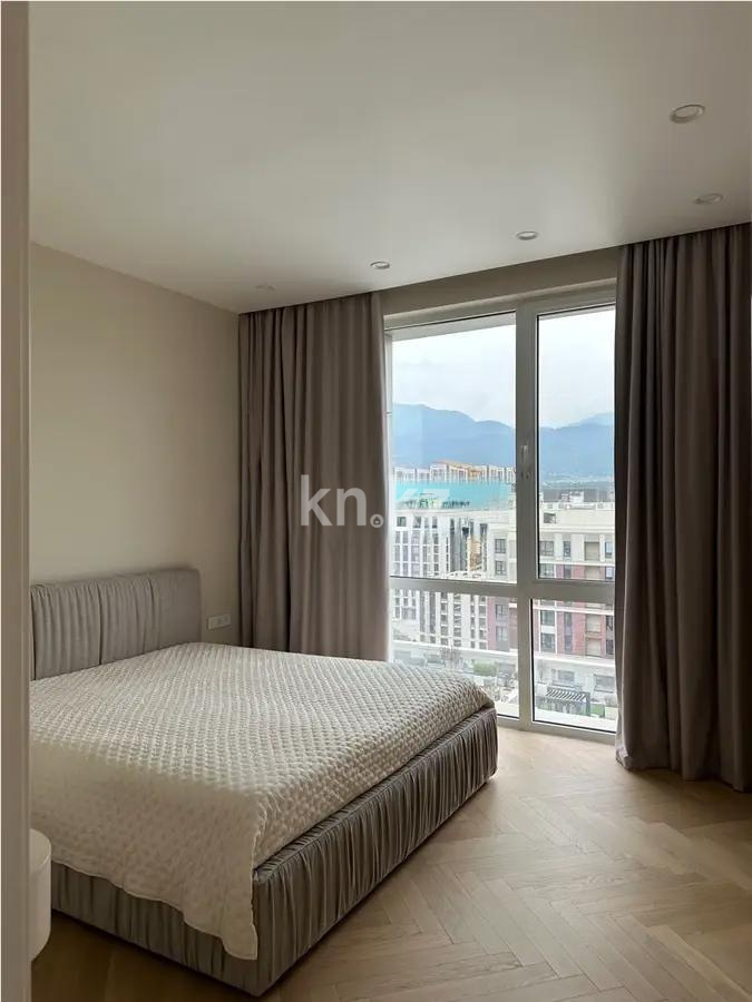 Продажа 2-комнатной квартиры, 81 м², ул. Розыбакиева, дом  320 в Алматы - фото 2