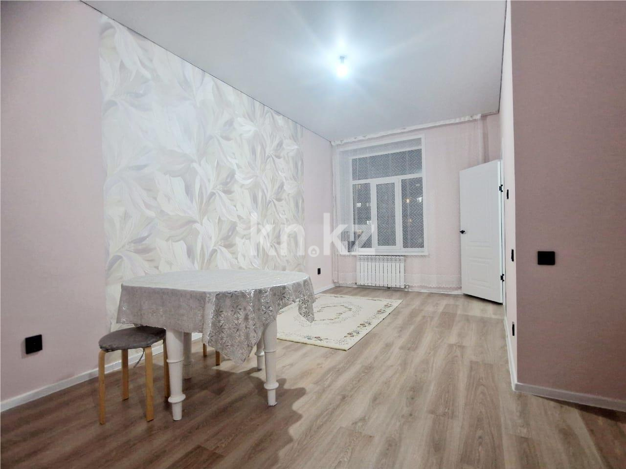 Продажа 2-комнатной квартиры, 40 м², ул. Муканова, дом  88 в Караганде - фото 2