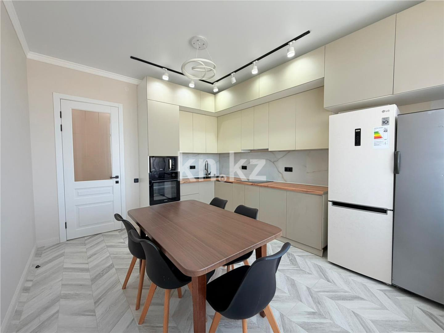 Продажа 2-комнатной квартиры, 70 м² в Астане - фото 7