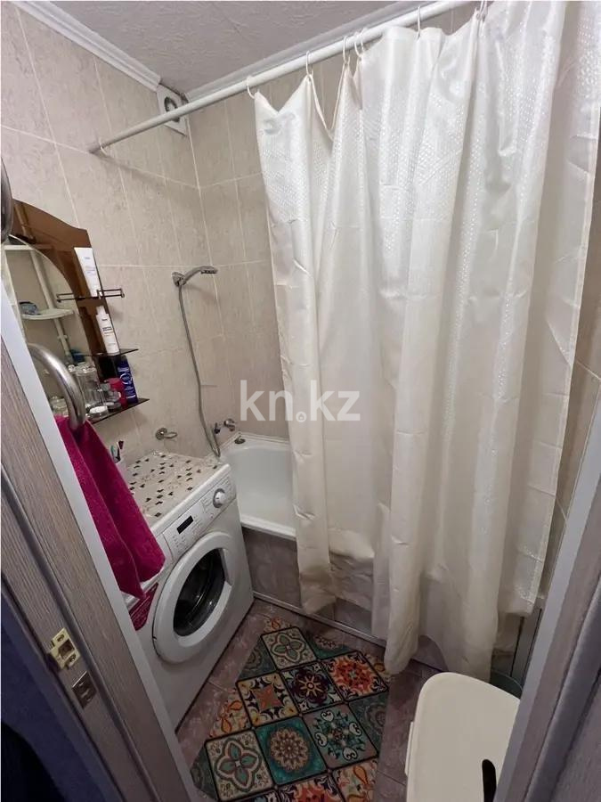 Продажа 3-комнатной квартиры, 63 м², ул. Гапеева, дом  1 в Караганде - фото 5
