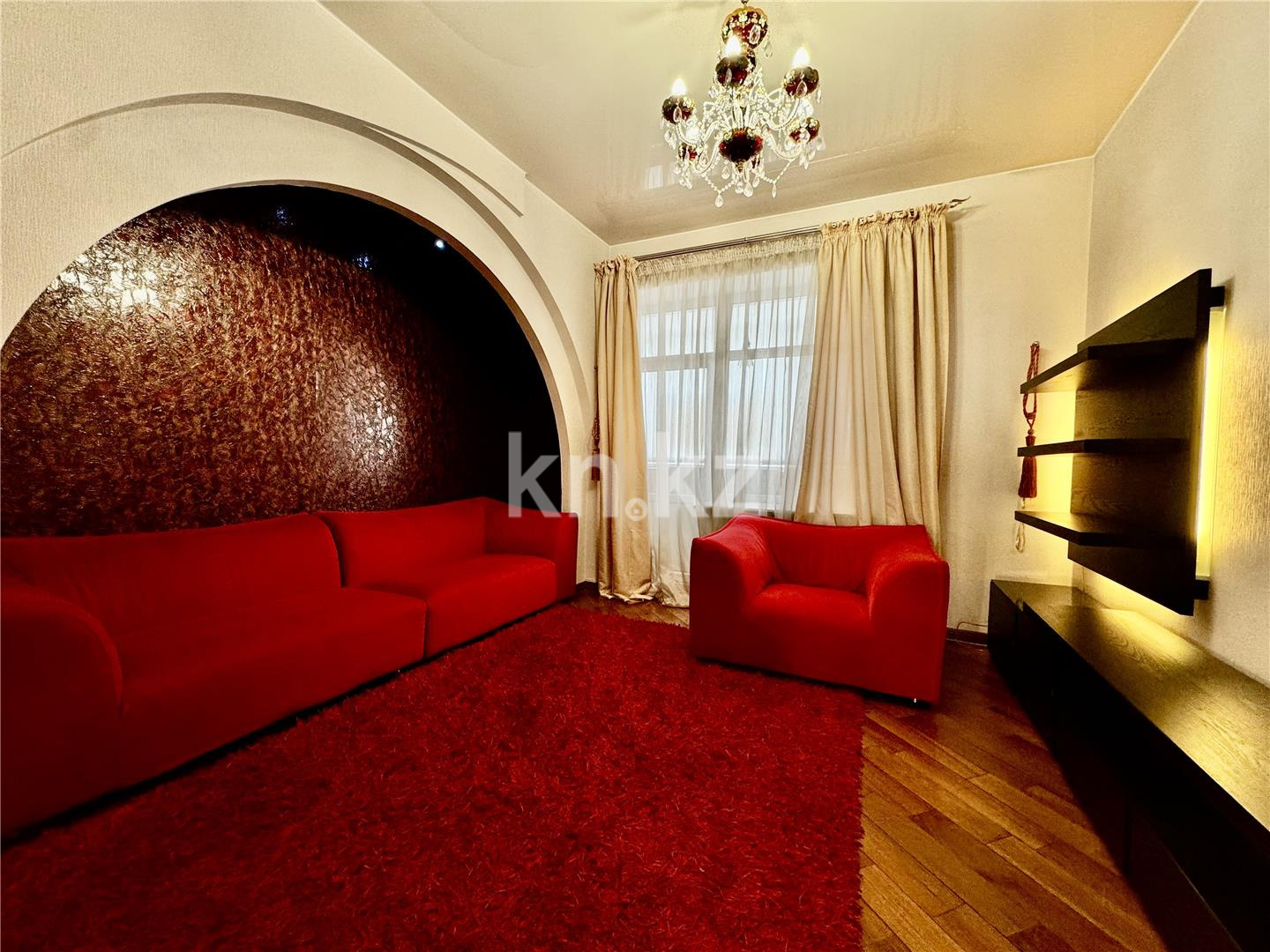 Продажа 6-комнатной квартиры, 227 м², ул. Ерубаева, дом  50/6 в Караганде - фото 11