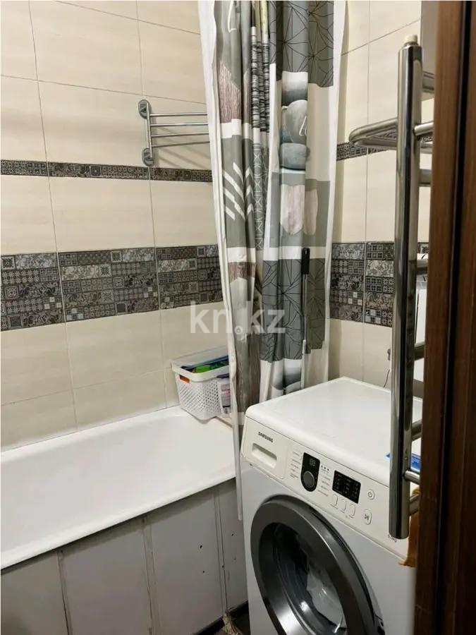 Продажа 3-комнатной квартиры, 68 м², мкр. Тастак-2, дом  33 в Алматы - фото 6