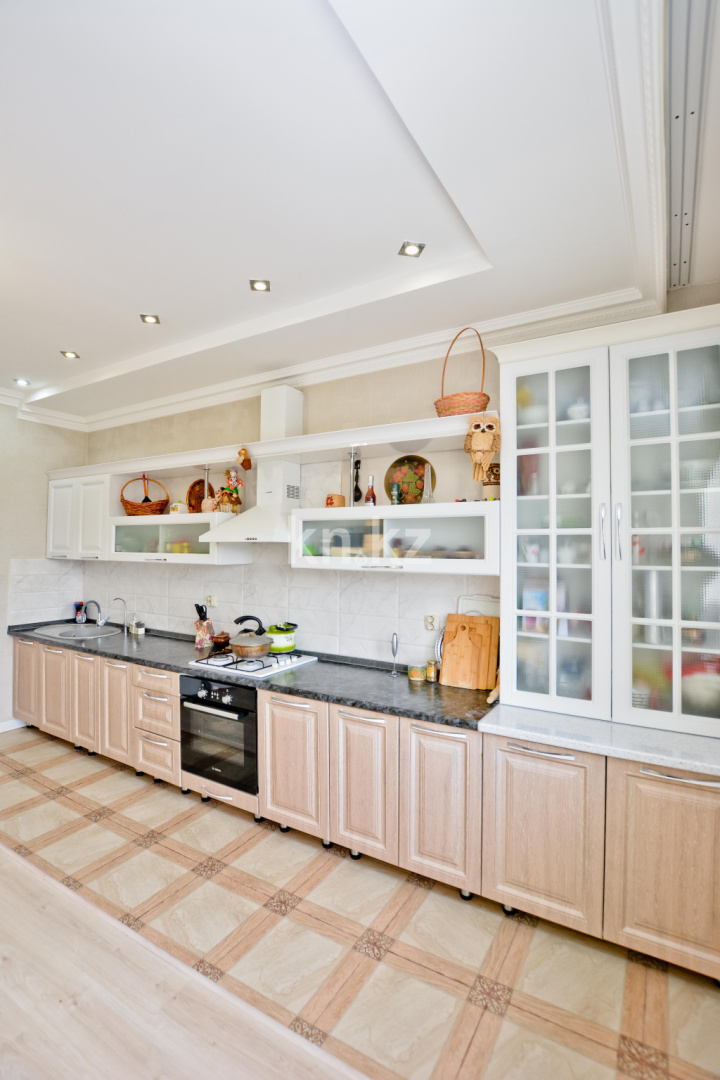 Продажа 5-комнатного дома, 224 м², Алакол, дом  17 в Акмолинской области - фото 3