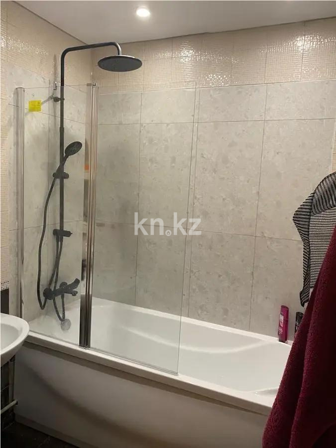 Продажа 3-комнатной квартиры, 65.3 м² в Алматы - фото 4