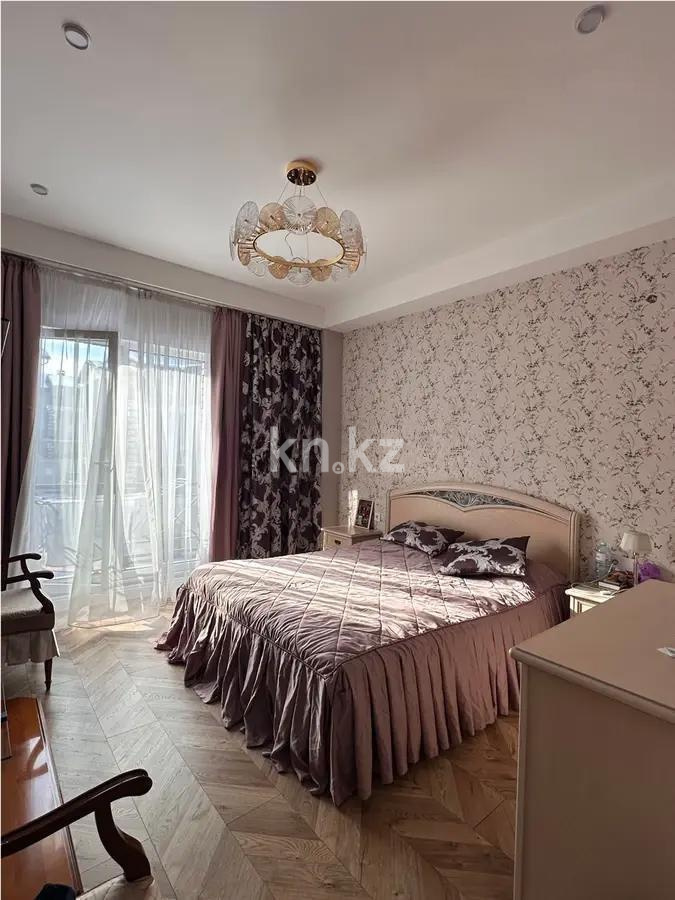 Продажа 3-комнатной квартиры, 126 м², мкр-н Акжар, дом  3/7 в Алматы - фото 2