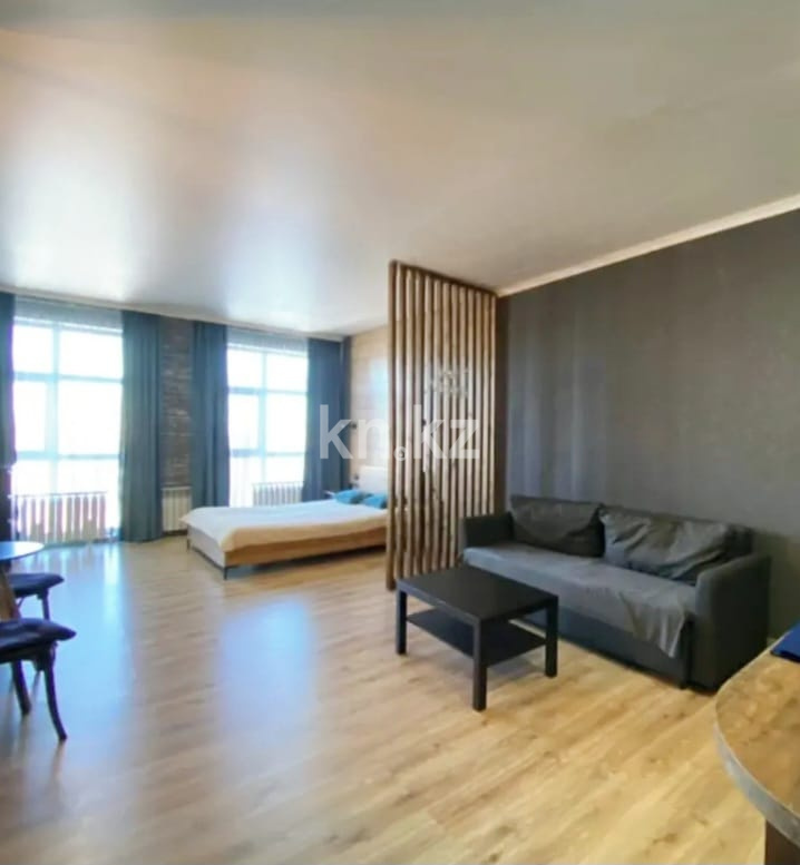 Продажа 3-комнатной квартиры, 104 м², ул. Комиссарова, дом  10/3 в Караганде