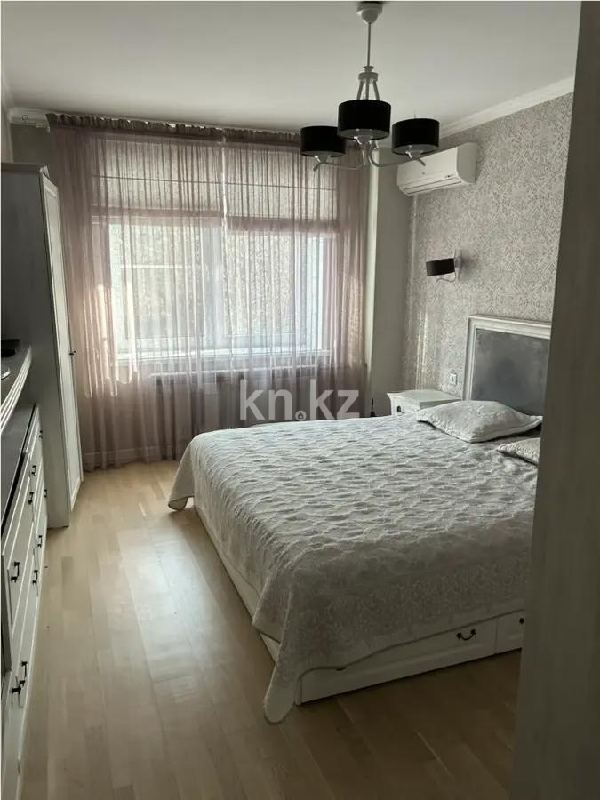 Продажа 3-комнатной квартиры, 68.9 м², ул. Валиханова, дом  124 в Алматы - фото 2