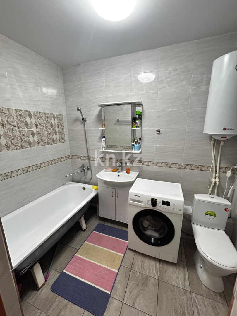 Продажа 2-комнатной квартиры, 68 м², пр. Шахтеров, дом  31а в Караганде - фото 10