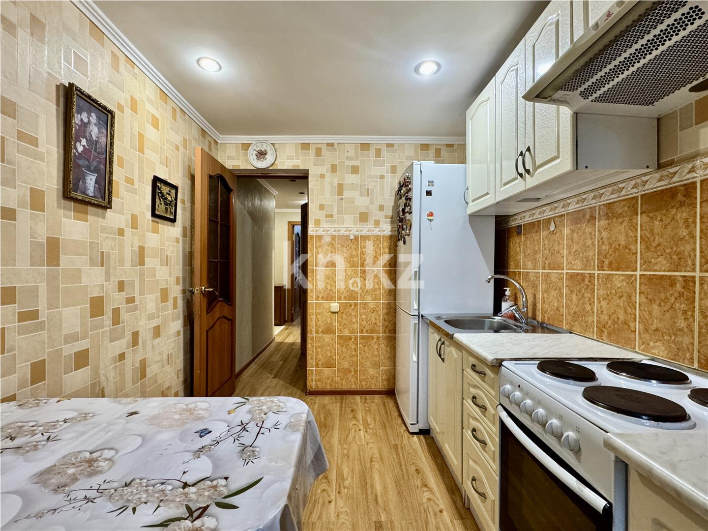 Продажа 3-комнатной квартиры, 63 м², ул. Аманжолова, дом  7 в Караганде - фото 18