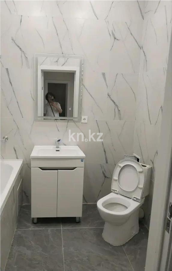 Продажа 1-комнатной квартиры, 39 м², ул. Бухар жырау, дом  32 в Астане - фото 3