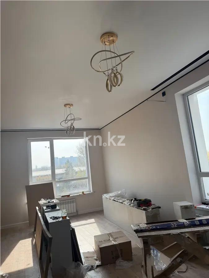 Продажа 3-комнатной квартиры, 78 м², ул. Утеген батыра, дом  11д в Алматы - фото 2