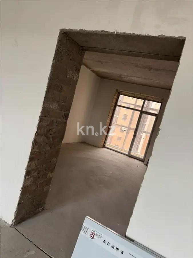 Продажа 3-комнатной квартиры, 104 м², мкр-н Гульдер-1, дом  3а в Караганде - фото 2