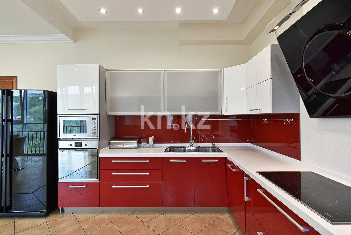 Продажа 4-комнатной квартиры, 241 м² в Алматы - фото 32