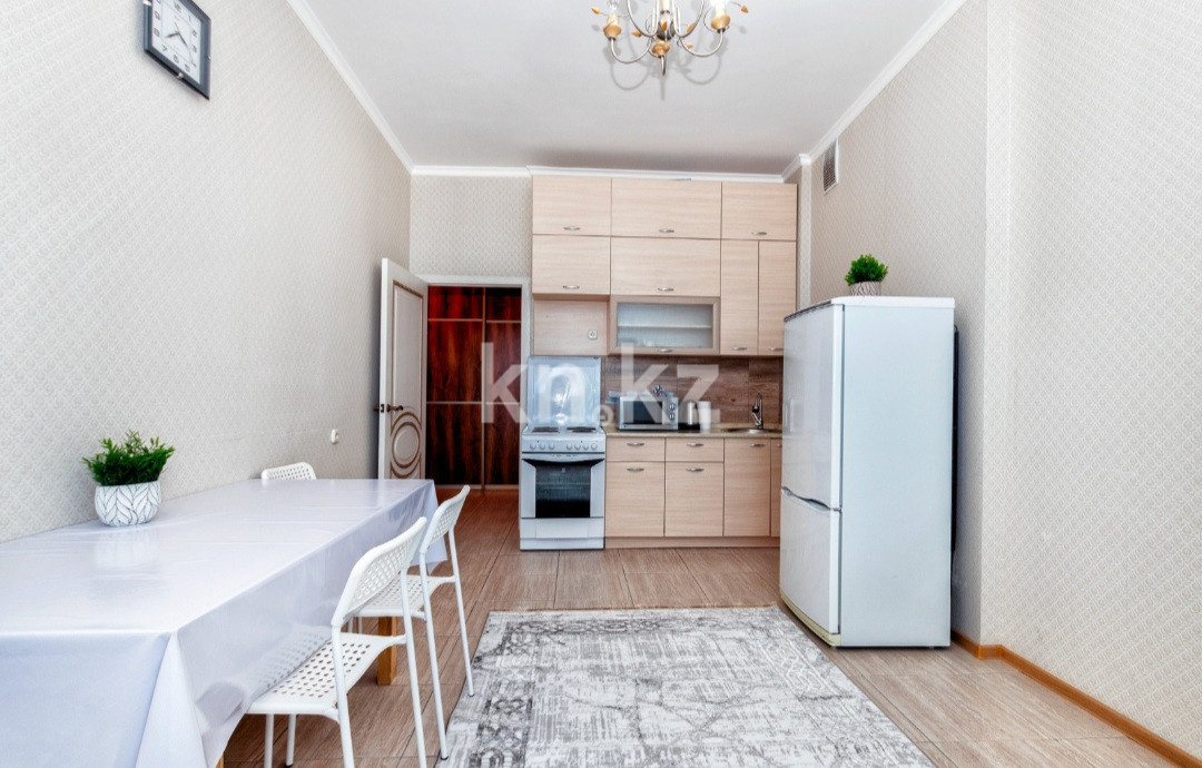 Аренда 1-комнатной квартиры посуточно, 56 м², ул. Сарайшык, дом  34 - ул. Акмешит в Астане - фото 7