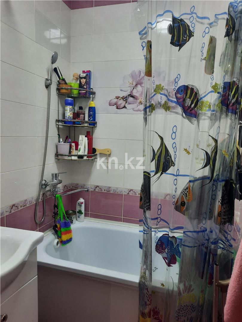 Продажа 2-комнатной квартиры, 47 м², 15 мкр. в Караганде - фото 7