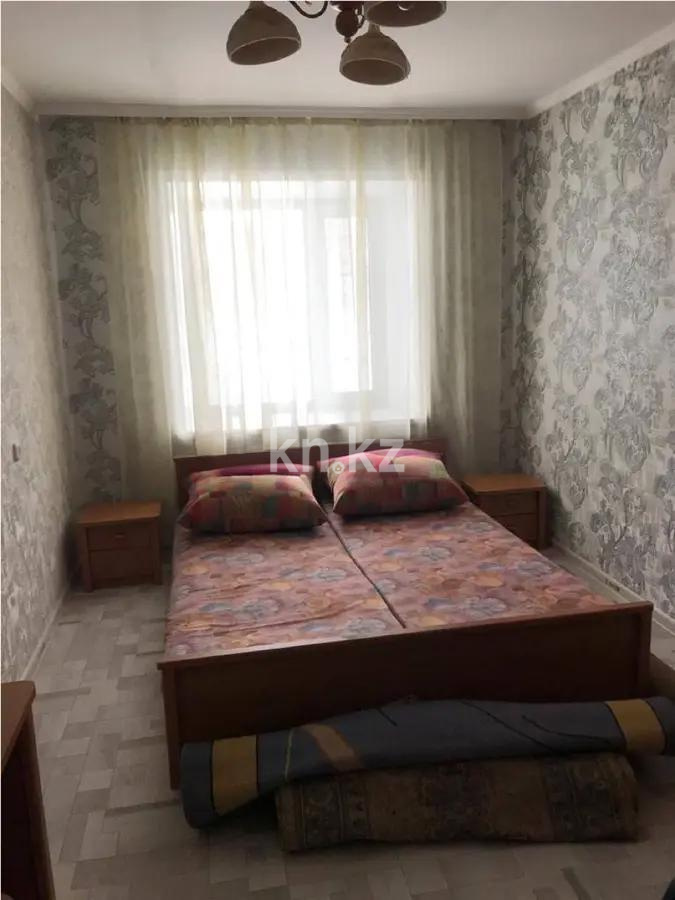 Продажа 3-комнатной квартиры, 63 м², пр. Республики, дом  18 в Караганде - фото 2