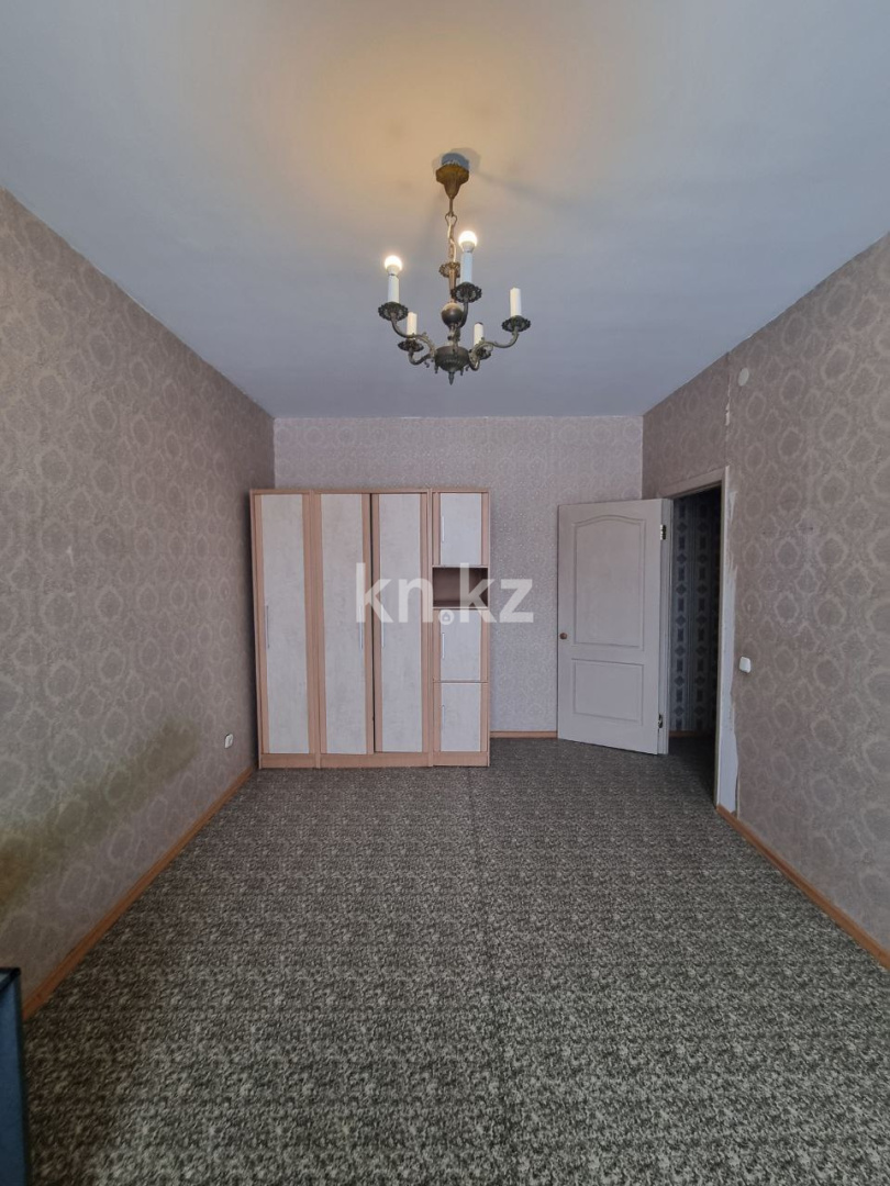 Продажа 2-комнатной квартиры, 60 м², ул. Сарыарка, дом  31 в Караганде - фото 2