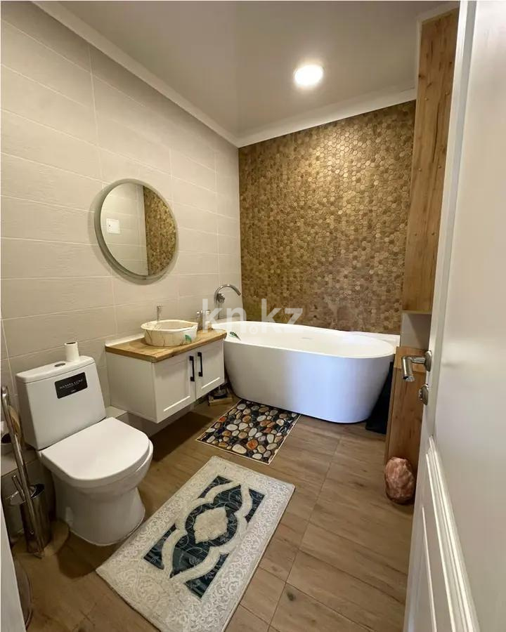 Продажа 2-комнатной квартиры, 85 м², ул. Навои, дом  7 в Алматы - фото 4