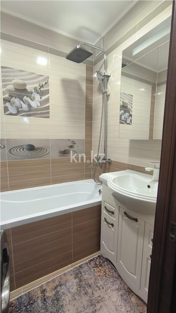 Продажа 4-комнатной квартиры, 76 м², мкр-н Гульдер-1 в Караганде - фото 13