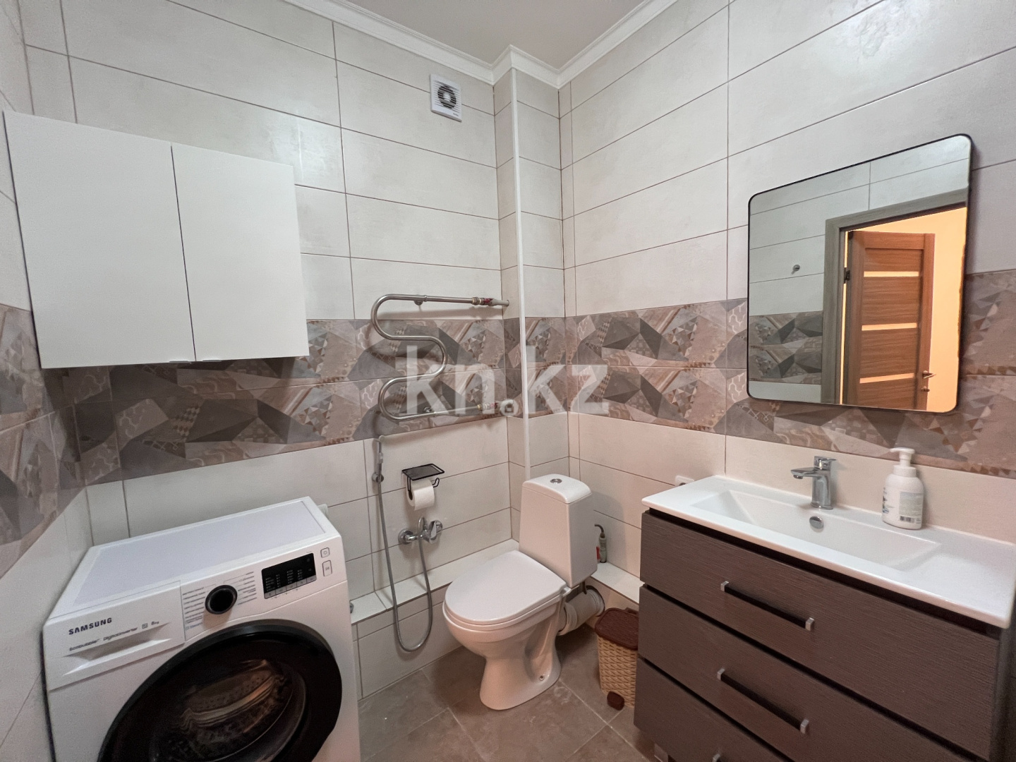 Продажа 2-комнатной квартиры, 55 м² в Алматы - фото 3