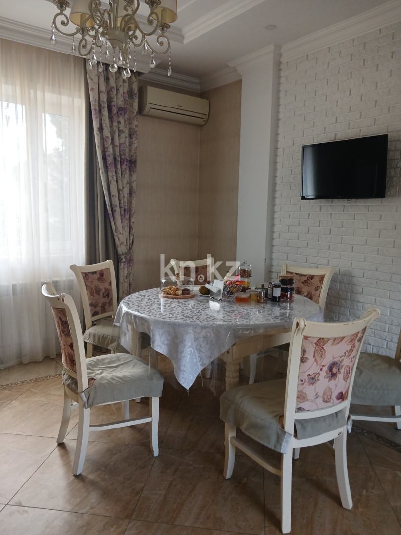 Продажа 8-комнатного дома, 360 м², ул. Кабжанова, дом  146 в Караганде - фото 6