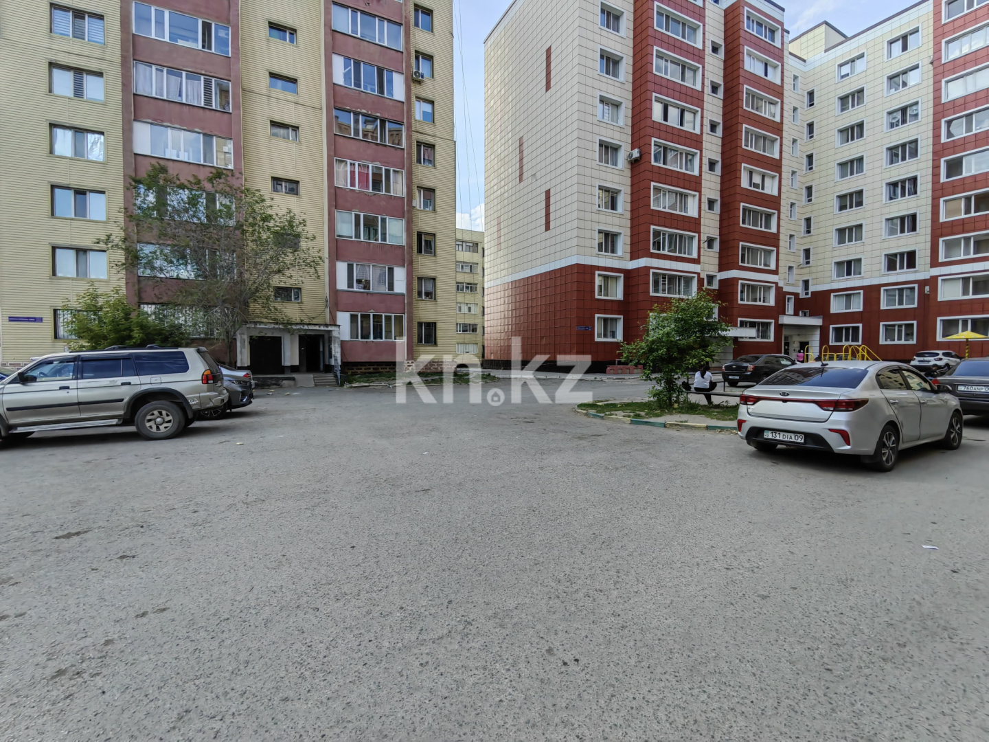 Продажа 2-комнатной квартиры, 54 м², ул. Ермекова, дом  106а в Караганде - фото 32