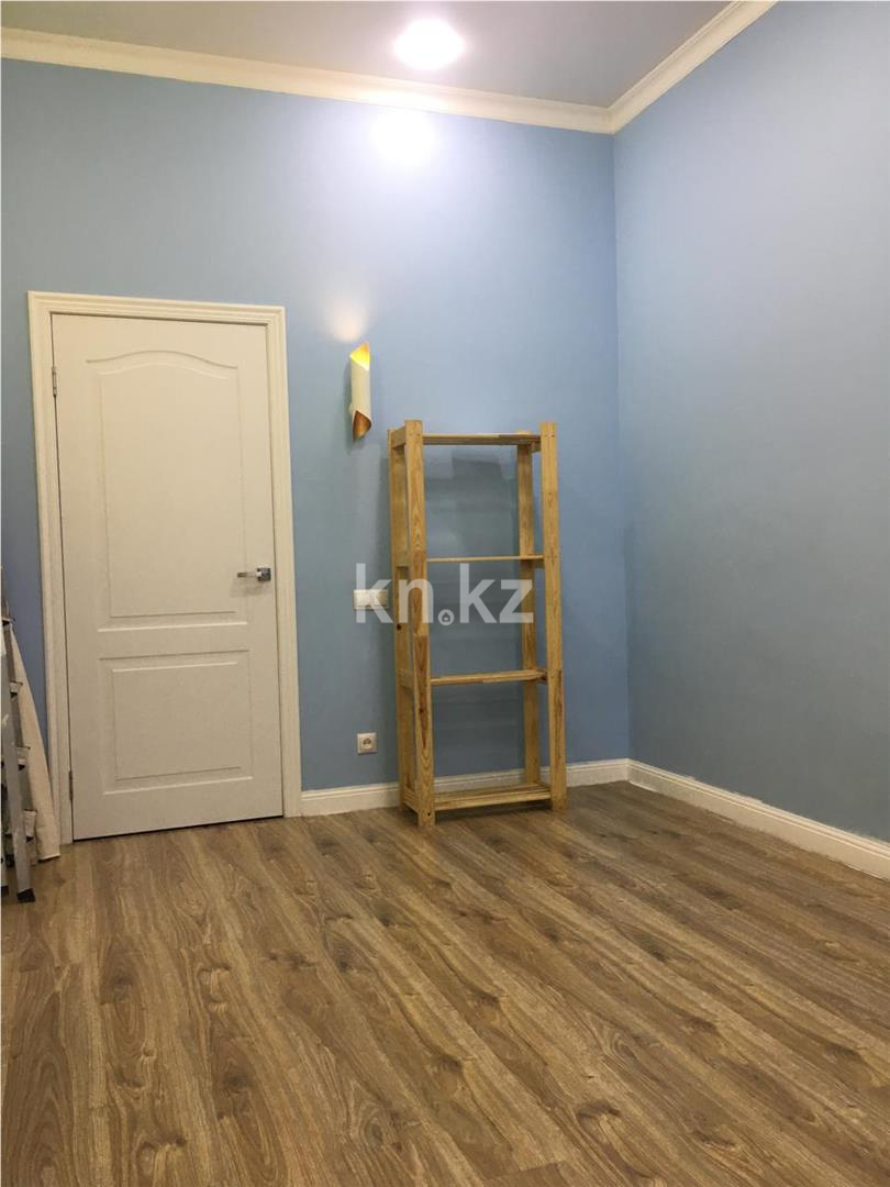 Продажа 3-комнатной квартиры, 78 м², мкр. Алтын Арка в Караганде - фото 9