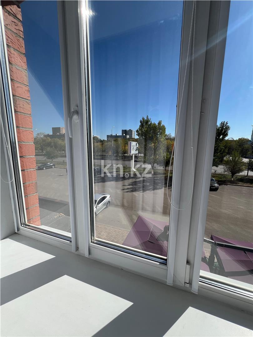 Продажа 3-комнатной квартиры, 100 м², ул. Дюсембекова в Караганде - фото 8